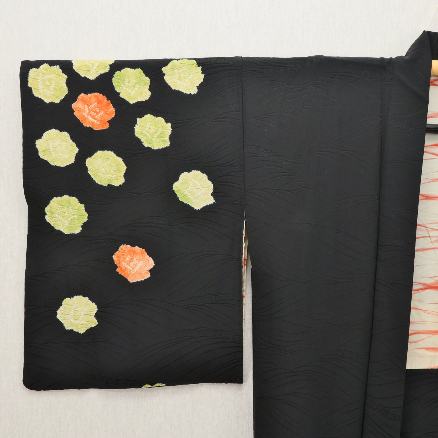 A Japanese Pure Silk Black Haori[羽織] | Tie-dye Camellia pattern | No.E003 - FREESHIPPING